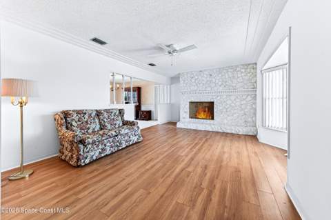 215 Dogwood Avenue, Melbourne Beach FL - photo 13 of 40