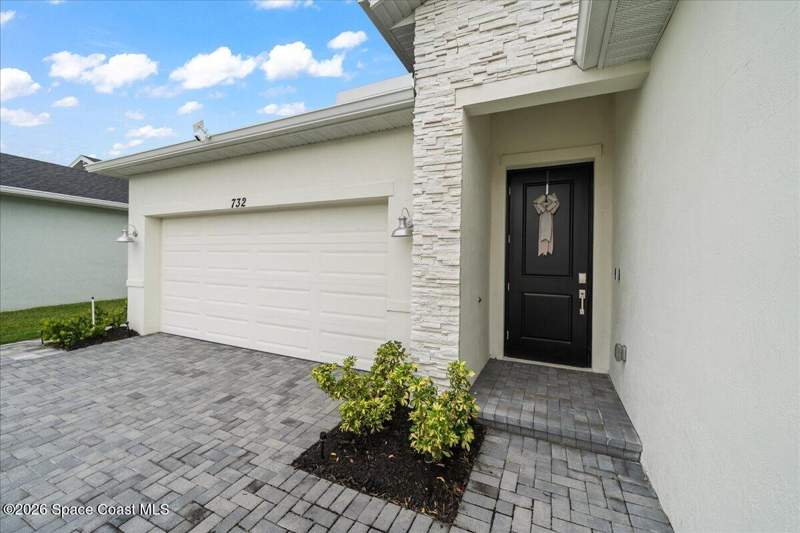 4 bedroom Single Family Residence at 732 Veridian Circle, Edgewood at Everlands, Palm Bay — photo 3