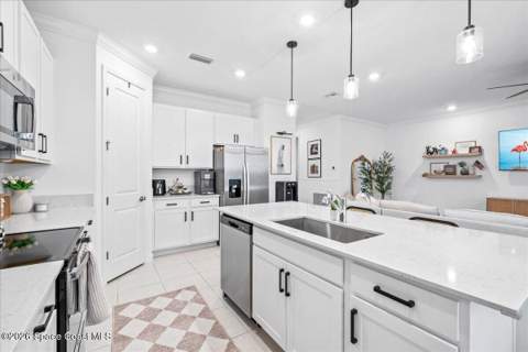 732 Veridian Circle, Palm Bay FL - photo 10 of 33