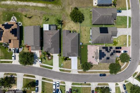 320 Wishing Well Circle, Palm Bay FL - photo 18 of 63