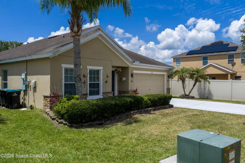 3 bedroom Single Family Residence at 320 Wishing Well Circle, Brentwood Lakes Pud Phase II, Palm Bay — photo 5