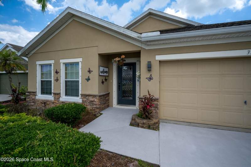 3 bedroom Single Family Residence at 320 Wishing Well Circle, Brentwood Lakes Pud Phase II, Palm Bay — photo 4