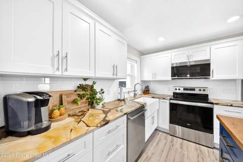 1515 Bella Casa Court, Merritt Island FL - photo 14 of 56