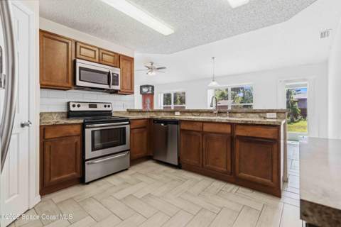 599 Estes Avenue, Palm Bay FL - photo 11 of 40