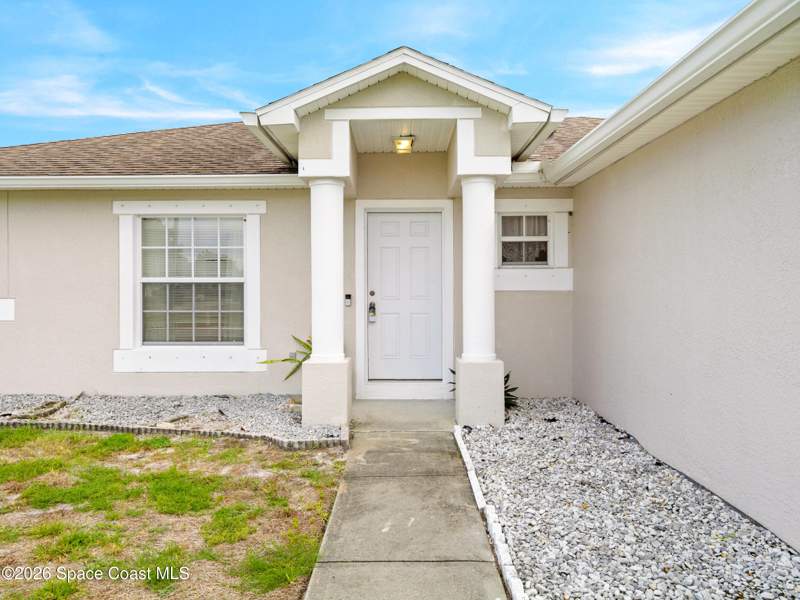 3 bedroom Single Family Residence at 867 Fairhaven Street, Kaia Residence, Palm Bay — photo 2