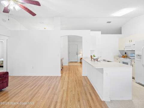 867 Fairhaven Street, Palm Bay FL - photo 10 of 31