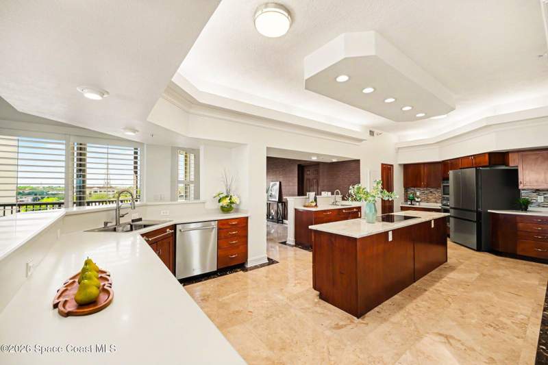 4 bedroom Condominium at 19 N Indian River Drive #Ph-1, Barclay Square Condos, Cocoa — photo 4
