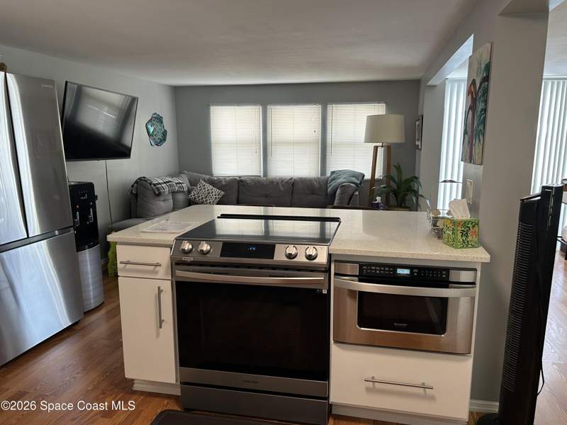 2 bedroom Manufactured Home at 209 Liberty Lane, A1A Condo Park Condo, Melbourne Beach — photo 4