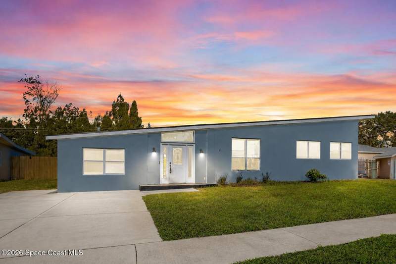 3 bedroom Single Family Residence at 1064 Cabot Drive, Port Malabar Unit 2, Palm Bay — photo 3