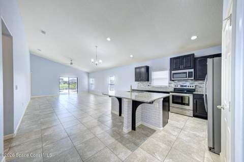 4499 Alligator Flag Circle, West Melbourne FL - photo 8 of 40