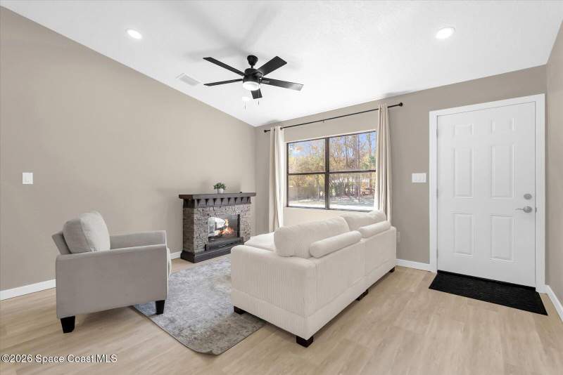 3 bedroom Single Family Residence at 4840 Mango Avenue, Canaveral Groves Subd, Cocoa — photo 4