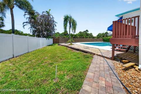 5180 Palmetto Drive, Melbourne Beach FL - photo 11 of 58