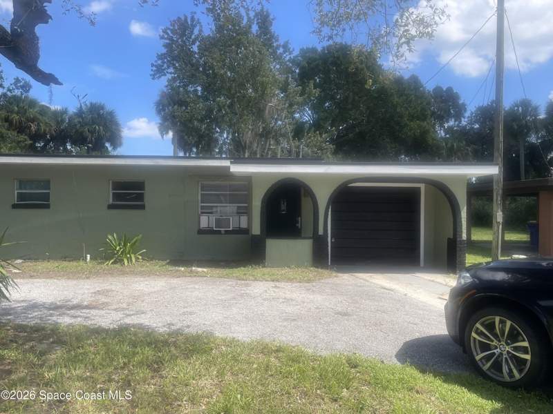 5 bedroom Single Family Residence at 985 S Fiske Boulevard #985 & 987, Park Acres Unrec Subd, Rockledge — photo 2