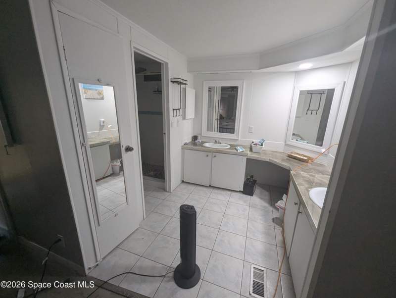 2 bedroom Manufactured Home at 478 E Dolphin Circle, Barefoot Bay Unit 1, Barefoot Bay — photo 3
