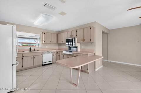 315 Ursa Avenue, Merritt Island FL - photo 13 of 46