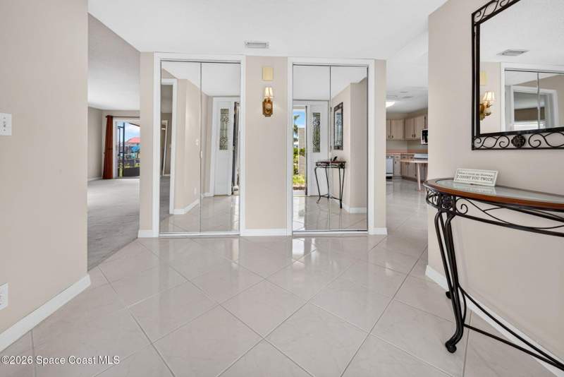 4 bedroom Single Family Residence at 315 Ursa Avenue, Diana Shores Unit No 2, Merritt Island — photo 5