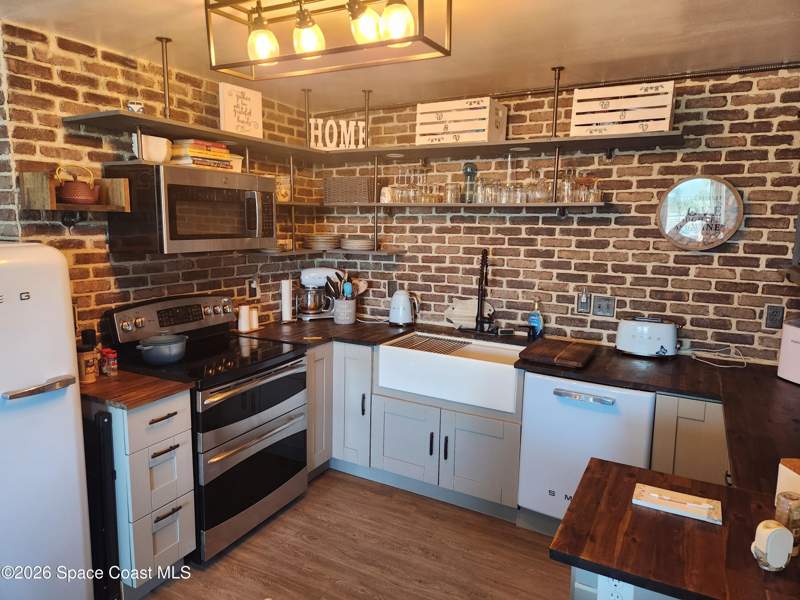 2 bedroom Condominium at 2020 N Atlantic Avenue #209-N, Twin Towers Condo, Cocoa Beach — photo 3