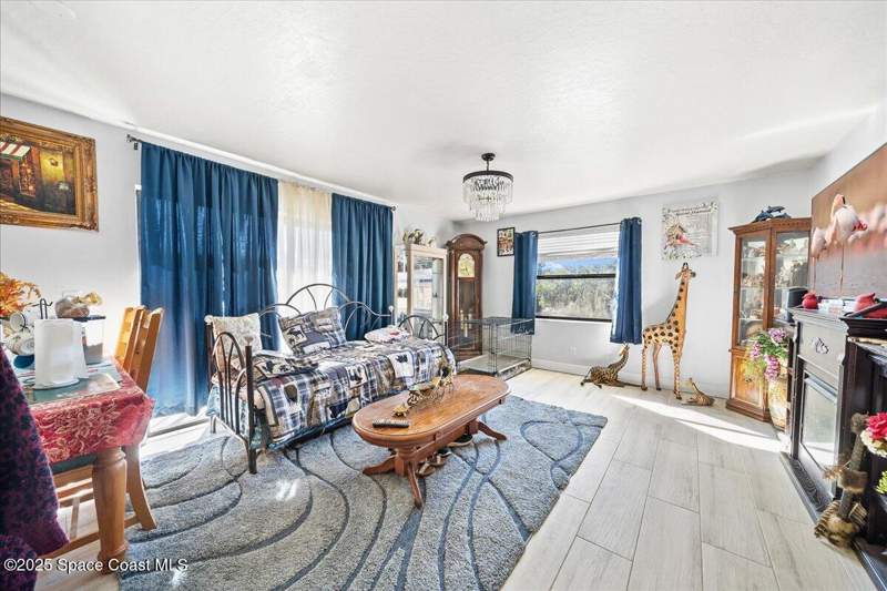 2 bedroom Condominium at 584 N Wickham Road #82, Westwood Condo, Melbourne — photo 4