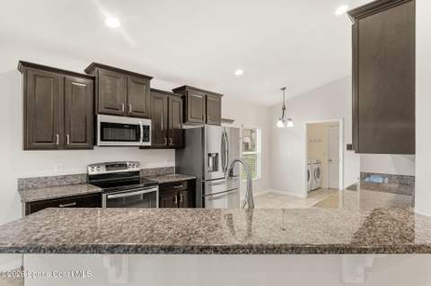 869 Fiddleleaf Circle, Melbourne FL - photo 18 of 65