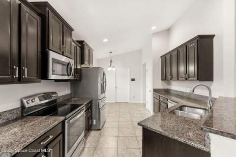 869 Fiddleleaf Circle, Melbourne FL - photo 19 of 65