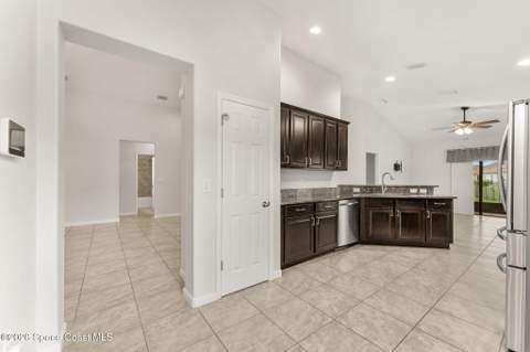 869 Fiddleleaf Circle, Melbourne FL - photo 20 of 65