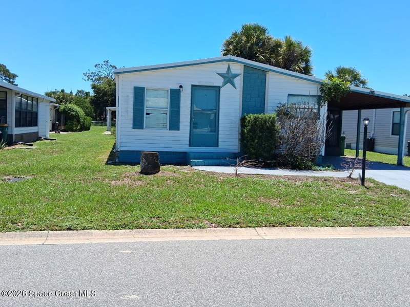 2 bedroom Manufactured Home at 478 E Dolphin Circle, Barefoot Bay Unit 1, Barefoot Bay — photo 2