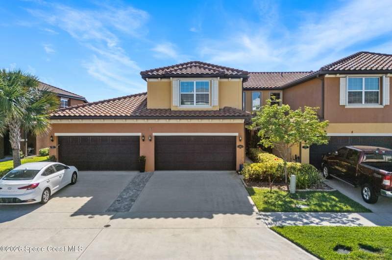 3 bedroom Townhouse at 722 Carlsbad Drive, Montecito Phase 2C, Satellite Beach — photo 3
