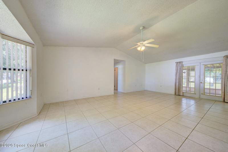 3 bedroom Single Family Residence at 1085 Celle Avenue, Port Malabar Unit 48, Palm Bay — photo 3