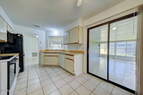 1085 Celle Avenue, Palm Bay FL - photo 9 of 22