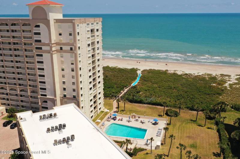 2 bedroom Condominium at 830 N Atlantic Avenue #B203, Stonewood Towers Condo Ph I and Ph II, Cocoa Beach — photo 3
