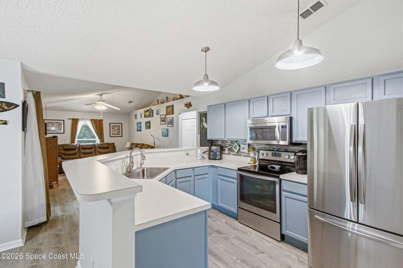 3 bedroom Single Family Residence at 1181 Larkspur Street, Port Malabar Unit 24, Palm Bay — photo 5