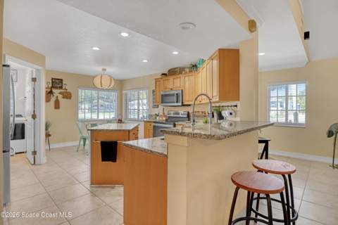2464 Hemingway Lane #101, Merritt Island FL - photo 8 of 33