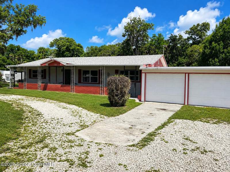 3 bedroom Single Family Residence at 156 River Park Boulevard, Bellewood Plat No 2, Titusville — photo 2