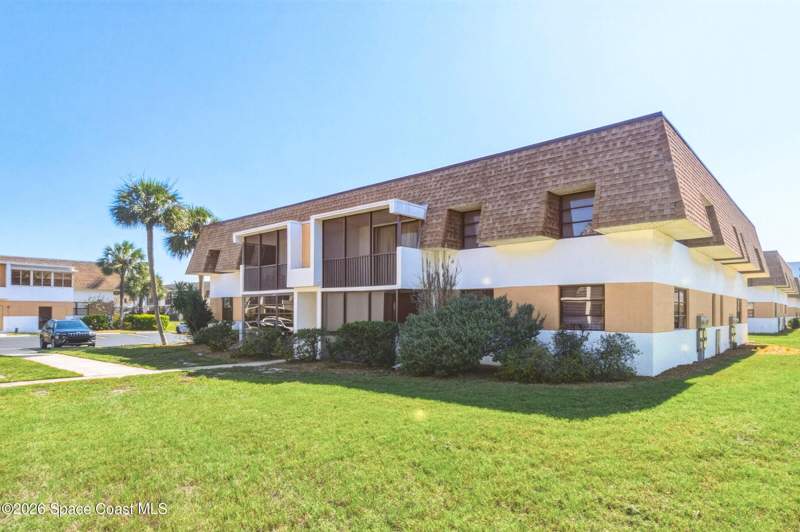 2 bedroom Condominium at 2700 N Highway A1a #5-103, Palm Colony Club Condo, Melbourne — photo 2