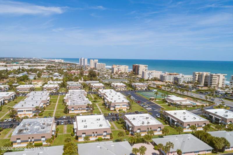 2 bedroom Condominium at 2700 N Highway A1a #5-103, Palm Colony Club Condo, Melbourne — photo 4