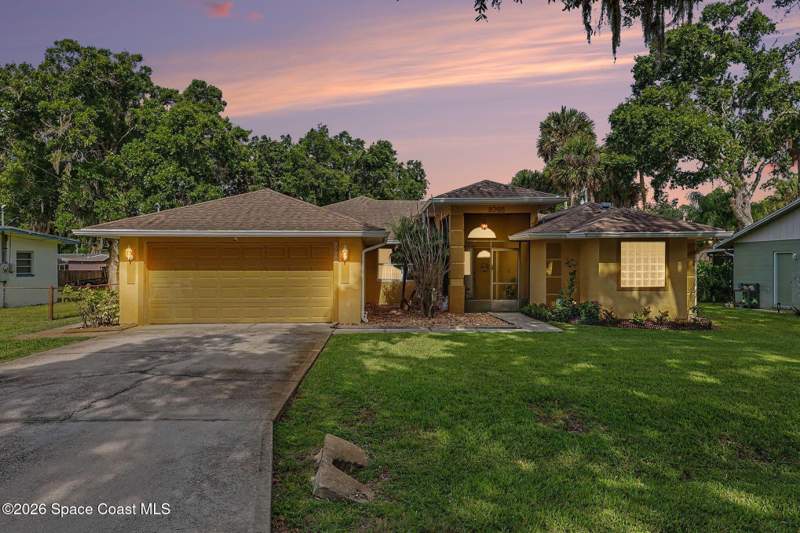 4 bedroom Single Family Residence at 1095 Georgia Avenue, Rockledge Pines Unit 2, Rockledge — photo 2