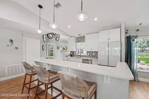681 Sheridan Woods Drive, Melbourne FL - photo 7 of 28