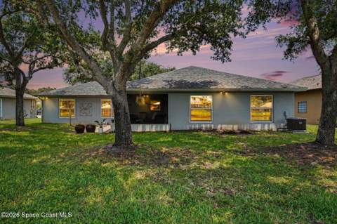 681 Sheridan Woods Drive, Melbourne FL - photo 22 of 28