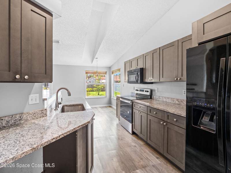 3 bedroom Single Family Residence at 648 Munich Street, Port Malabar Unit 48, Palm Bay — photo 5