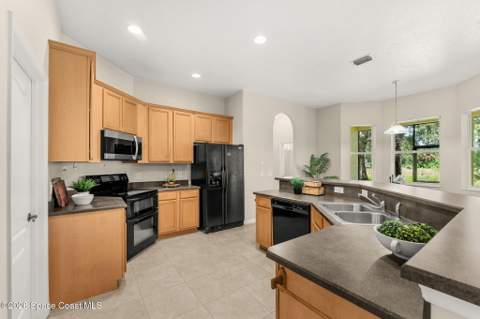 1860 Windbrook Drive, Palm Bay FL - photo 6 of 31