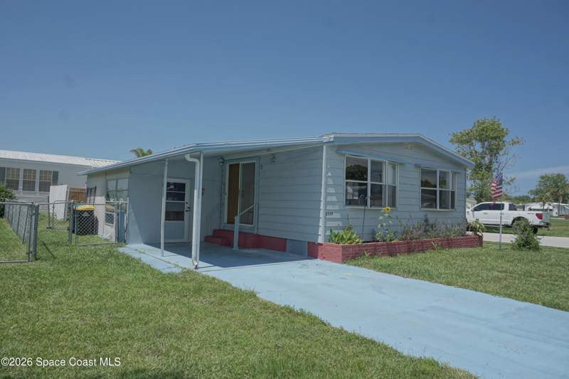 2 bedroom Manufactured Home at 2339 Royal Palm Drive, Palm Bay Colony Sec 2, Palm Bay — photo 3
