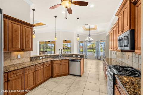 3259 Levanto Drive, Melbourne FL - photo 13 of 100
