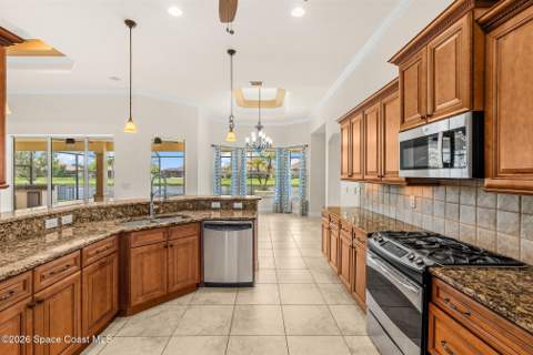 3259 Levanto Drive, Melbourne FL - photo 15 of 100