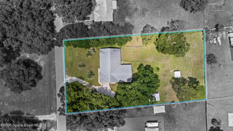4 bedroom Single Family Residence at 4036 Arlington Avenue, Indian River Plantation Estates Plat 4, Mims — photo 2