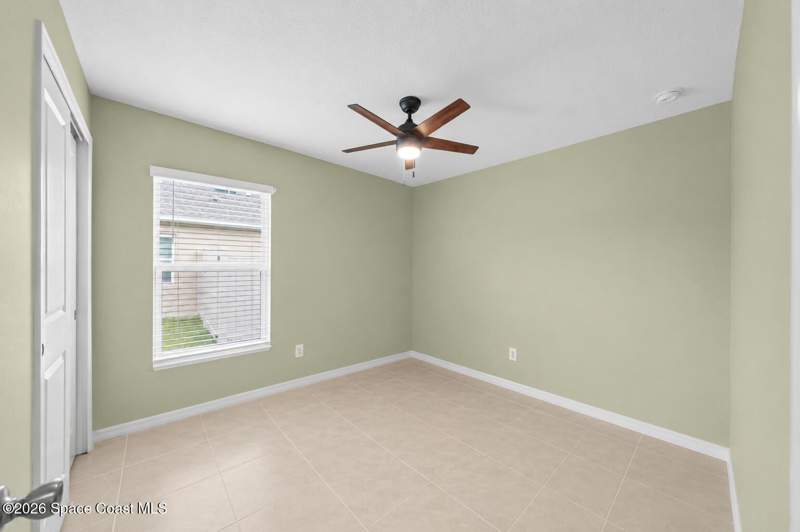 4 bedroom Single Family Residence at 3709 Grappler Circle, Gardens At Waterstone Phase 2, Palm Bay — photo 4