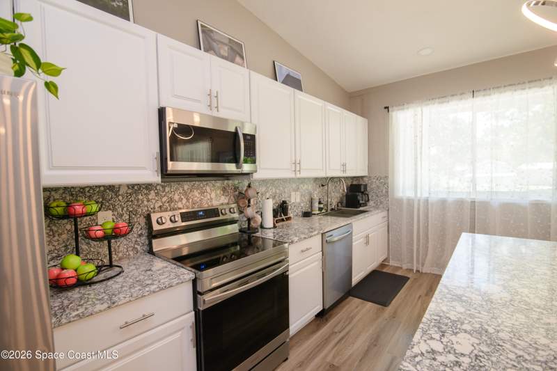 4 bedroom Single Family Residence at 3470 W Eau Gallie Boulevard, Pinewood Hills, Melbourne — photo 3