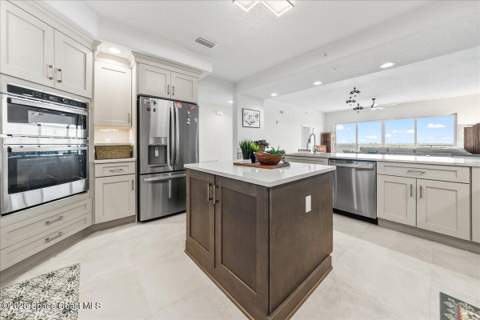 1465 S Harbor City Boulevard #902, Melbourne FL - photo 7 of 60