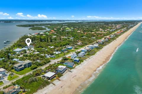 7866 Casuarina Drive, Melbourne Beach FL - photo 13 of 154