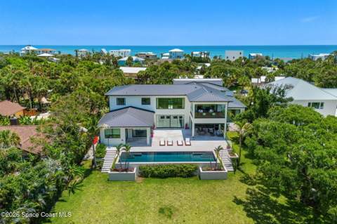 7866 Casuarina Drive, Melbourne Beach FL - photo 12 of 154