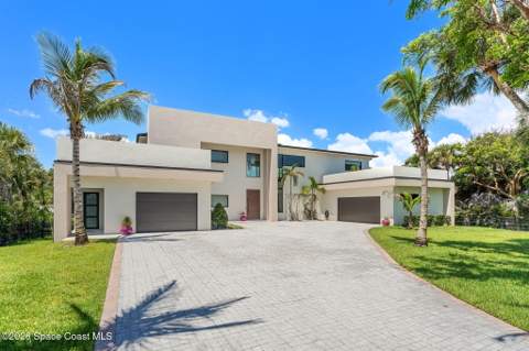 7866 Casuarina Drive, Melbourne Beach FL - photo 8 of 154